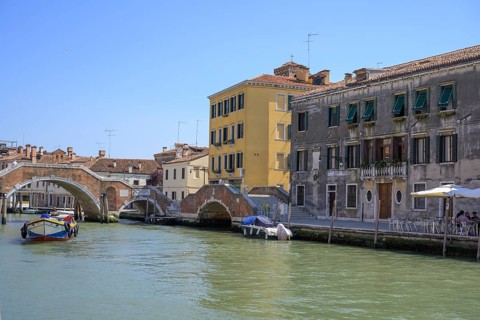Ponte tre Archi on the Cannaregio Canal