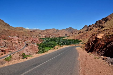 Road of the 1000 Kasbahs in the Valley of the Rivers Draa