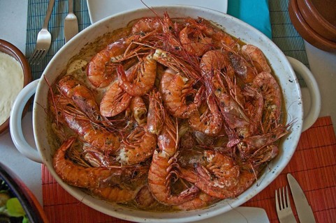 Fried prawns without head in shell