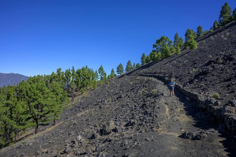 Hike from el Pilar to Birigoyo Volcano