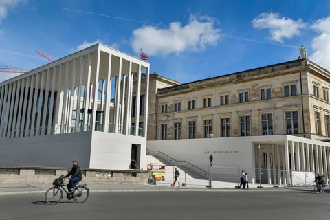 James Simon Gallery