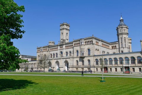 Gottfried Wilhelm Leibniz Universitaet Hannover