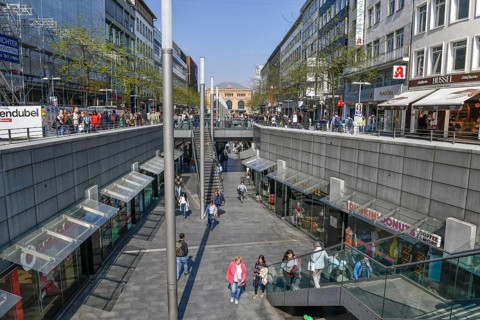 Niki-de-Saint-Phalle-Promenade