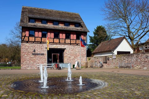 Schulenburg with Muenchhausen Museum
