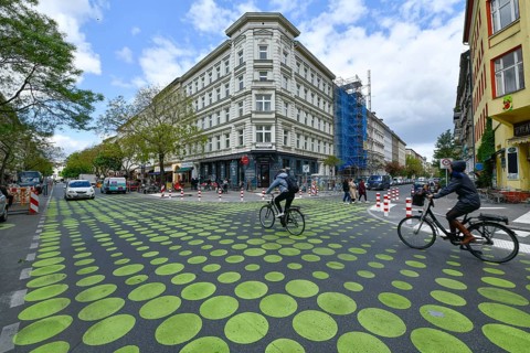 Green dots
