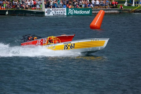 Boat racing on the Saint Lawrence River