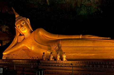lying buddha