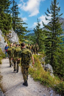 German Armed Forces mountain troops at the summit of the Jenner in Berchtesgadener Land