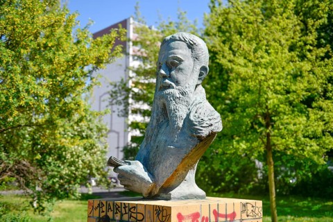 Franz Mehring Monument