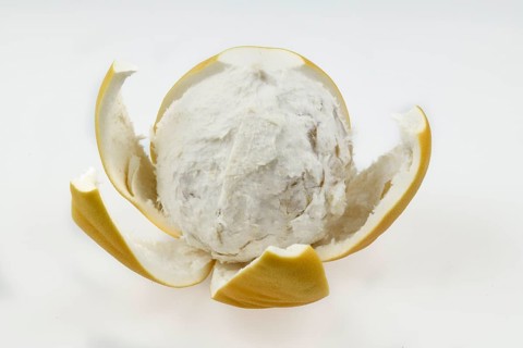 Peeled chinese grapefruit