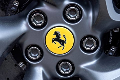 Forged rim with Ferrari logo horse
