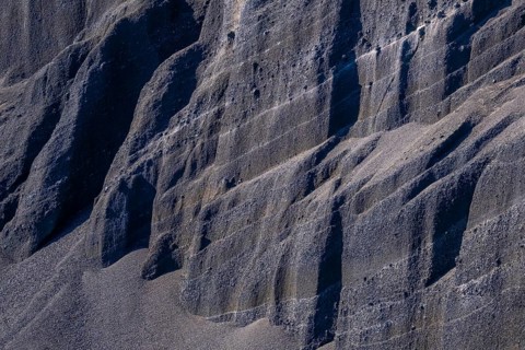 Colourful sandstone wall