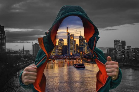 View of the Main River and skyline of Frankfurt am Main