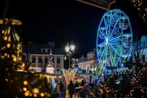 Ferris wheel