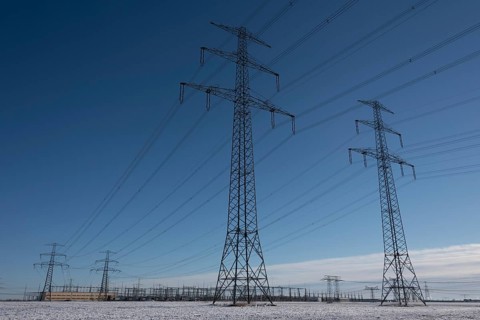 Power pylons