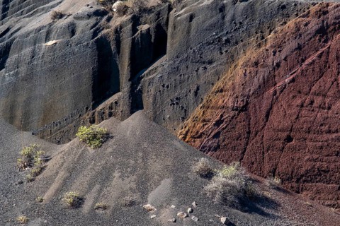 Colourful sandstone wall