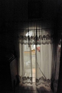 Curtain at the entrance to the cave house