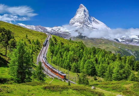 Gornergratbahn with Matterhorn 4478m