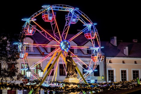 Ferris wheel