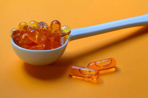 Capsules with omega-3 fatty acid