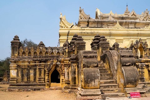 Maha Aungmye Bonzan Monastery built of bricks and stucco