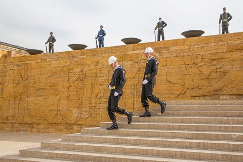 Guard of honour in front of Atatuerk's mausoleum