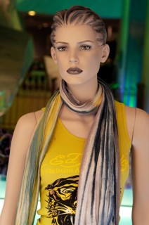 Female mannequin with scarf