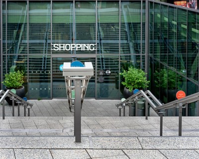 Access to the shopping centre at Bikini Haus