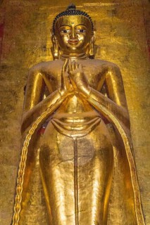 4 Buddha statues in each direction