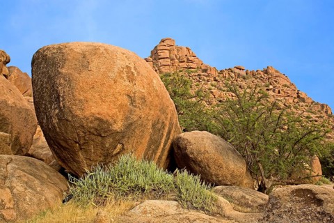Bizarre granite rocks