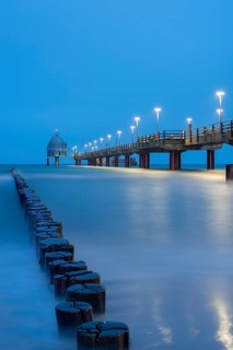 Pier with diving gondola