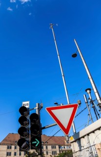 Environmental measurement technology at a busy road junction