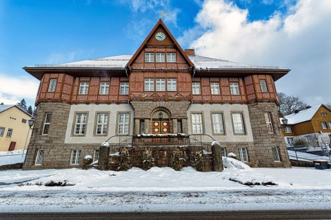 Listed town hall in the snow