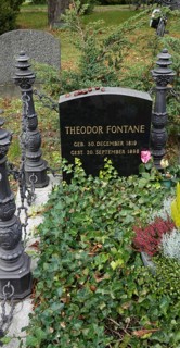Grave Theodor Fontane