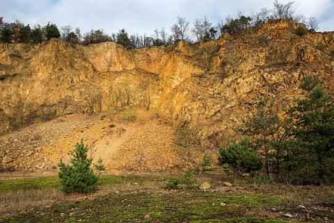 Disused porphyry quarry