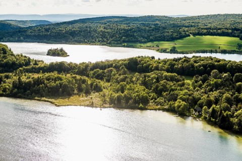 lake scenery