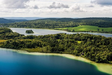 lake scenery