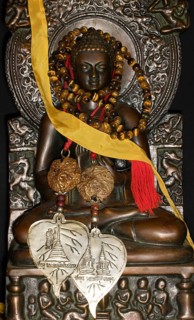 Decorated bronze Buddha statue