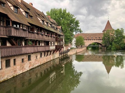 Kettensteg and Fronveste on the Pegnitz
