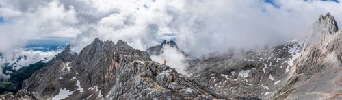 Hiker at the summit of the Westliche Toerlspitze