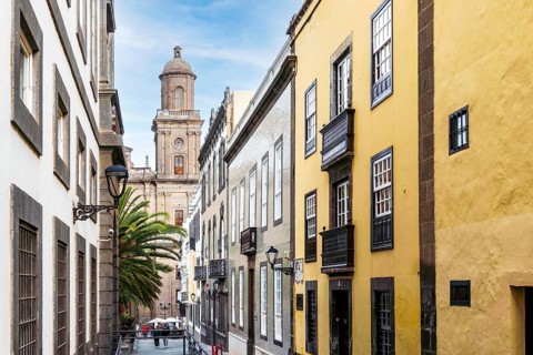 Historic street leading to Santa Ana Cathedral and square