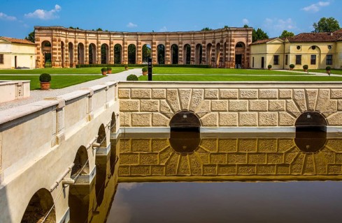 Mannerist architecture