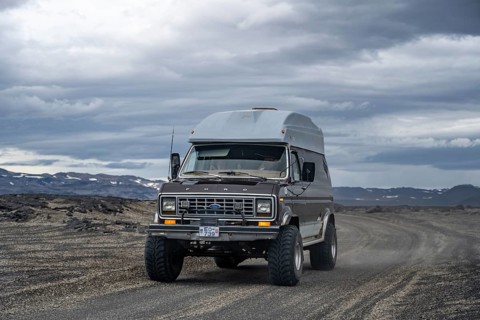 4x4 car on gravel road