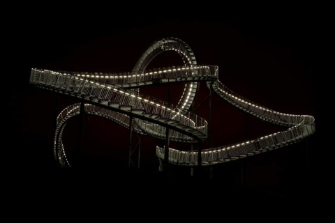 Landmark Tiger & Turtle - Magic Mountain