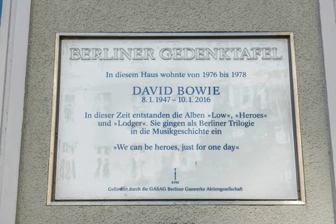 Memorial plaque
