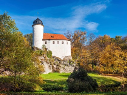 Rabenstein Castle in autumn