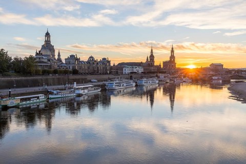 City view at sunset with Elbe River and Academy of Arts