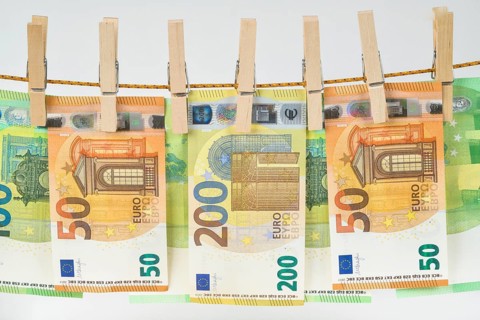 Euro notes