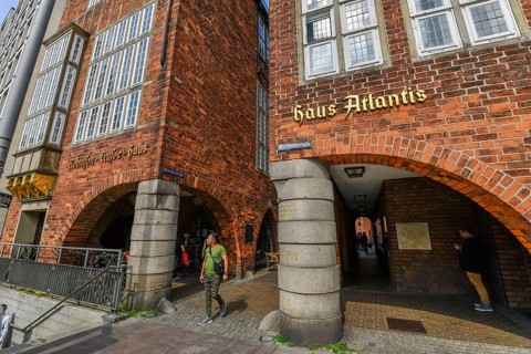 Robinson Crusoe House and Atlantis House (from left)