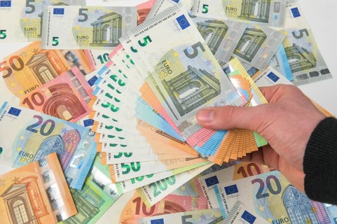 Euro notes